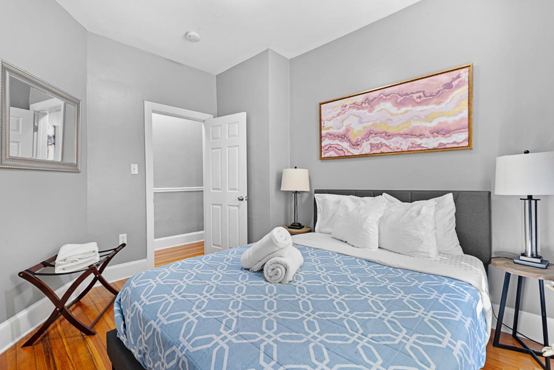 Spacious Apartments Near Ashmont - Evonify Stays Boston Exteriör bild