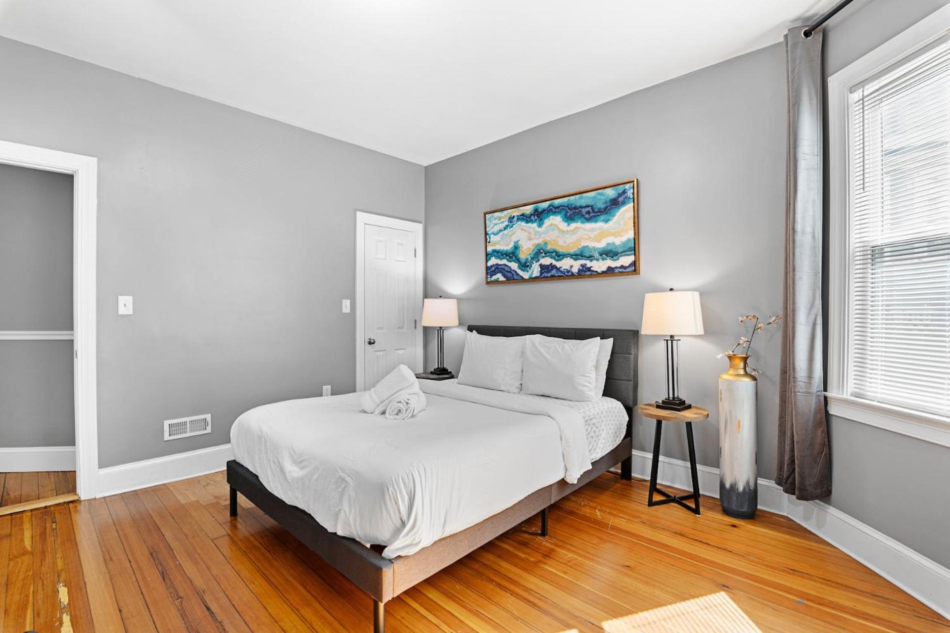 Spacious Apartments Near Ashmont - Evonify Stays Boston Exteriör bild