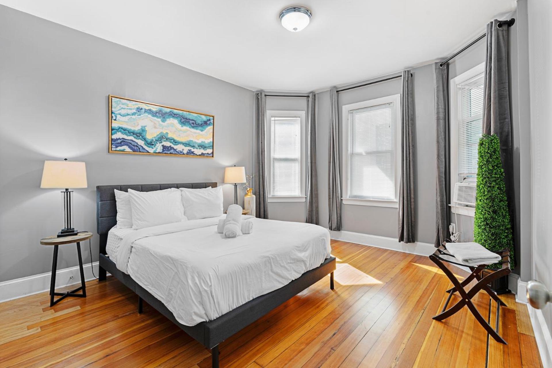 Spacious Apartments Near Ashmont - Evonify Stays Boston Exteriör bild