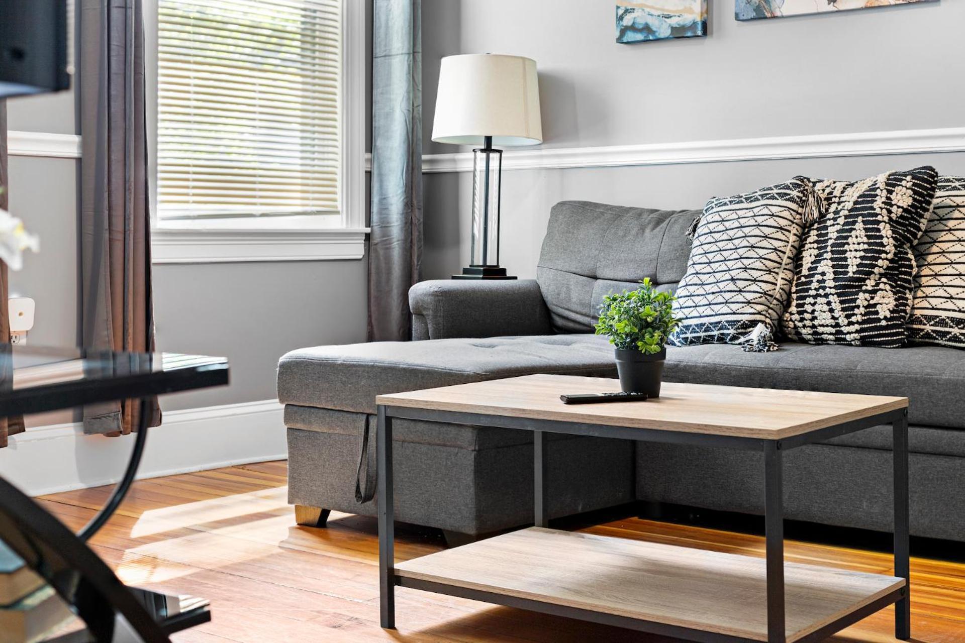Spacious Apartments Near Ashmont - Evonify Stays Boston Exteriör bild